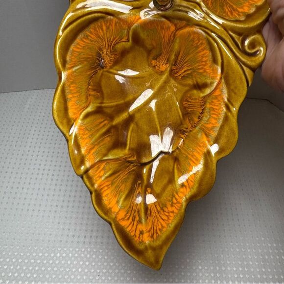 Vintage MCM Santa Anita Ware R-27 Three Leaf Glossy Glazed Art Pottery Dish - Picture 9 of 9